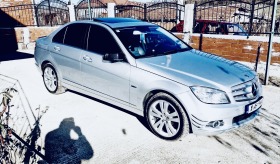 Mercedes-Benz C 220, снимка 4