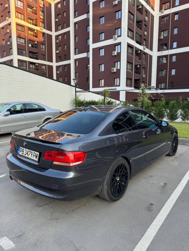 BMW 320, снимка 6 - Автомобили и джипове - 46282184