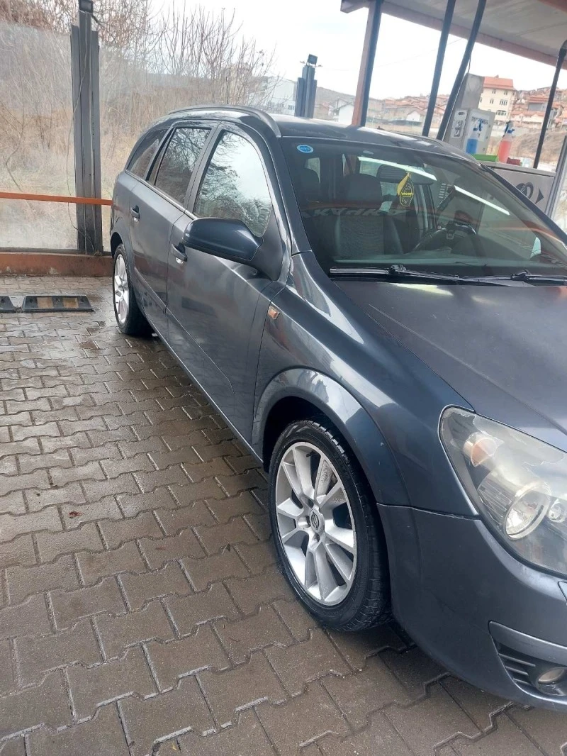 Opel Astra 1.9 DCI, снимка 2 - Автомобили и джипове - 47397859