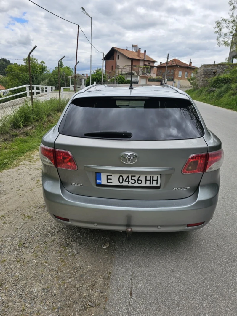 Toyota Avensis, снимка 6 - Автомобили и джипове - 47755706