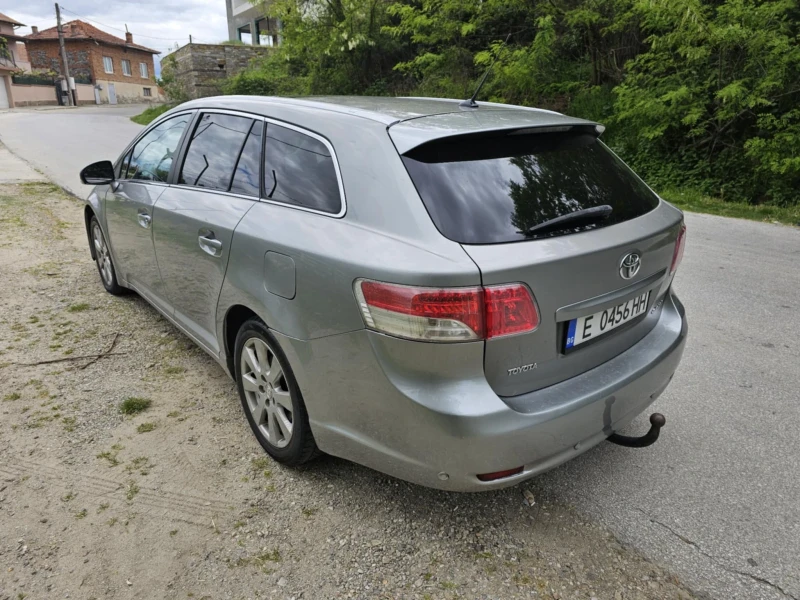 Toyota Avensis, снимка 5 - Автомобили и джипове - 47755706