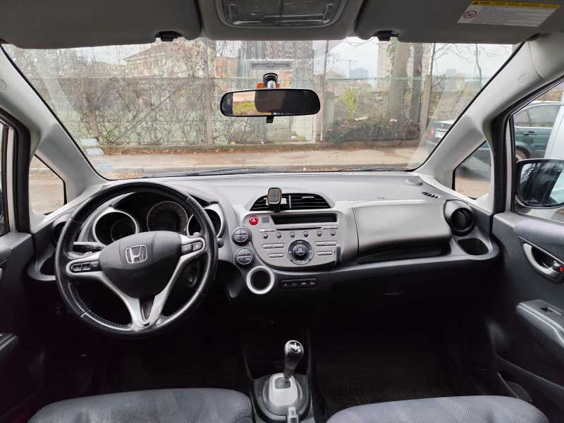 Honda Jazz 1.4i, снимка 7 - Автомобили и джипове - 49220548