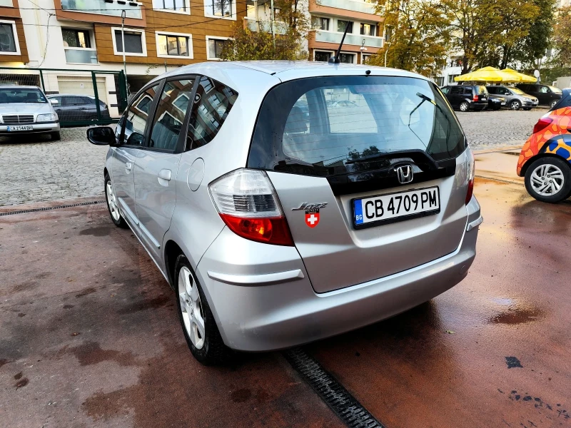 Honda Jazz 1.4i, снимка 4 - Автомобили и джипове - 48244477