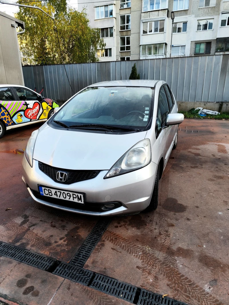 Honda Jazz 1.4i, снимка 6 - Автомобили и джипове - 48244477