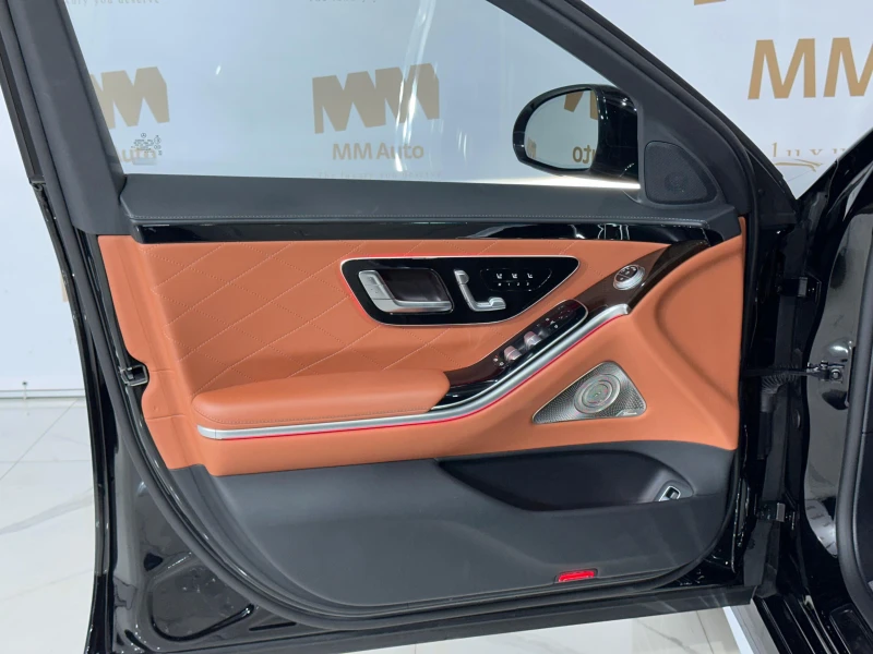 Mercedes-Benz S 580 eHybrid* AMG* 4Matic* Burm* HuD* Pano, снимка 9 - Автомобили и джипове - 50795034