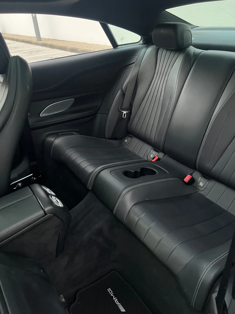 Mercedes-Benz E 400 4matic, снимка 11 - Автомобили и джипове - 52055362