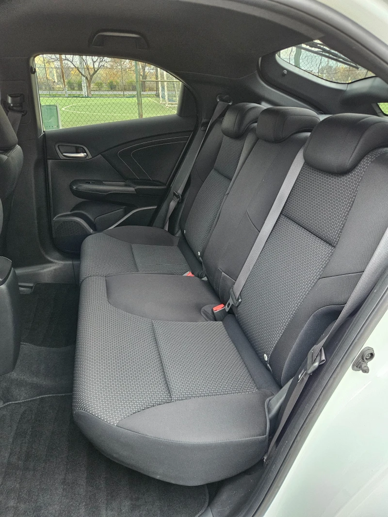 Honda Civic 1.8i-VTEC Facelift Black Edition, снимка 13 - Автомобили и джипове - 52584345