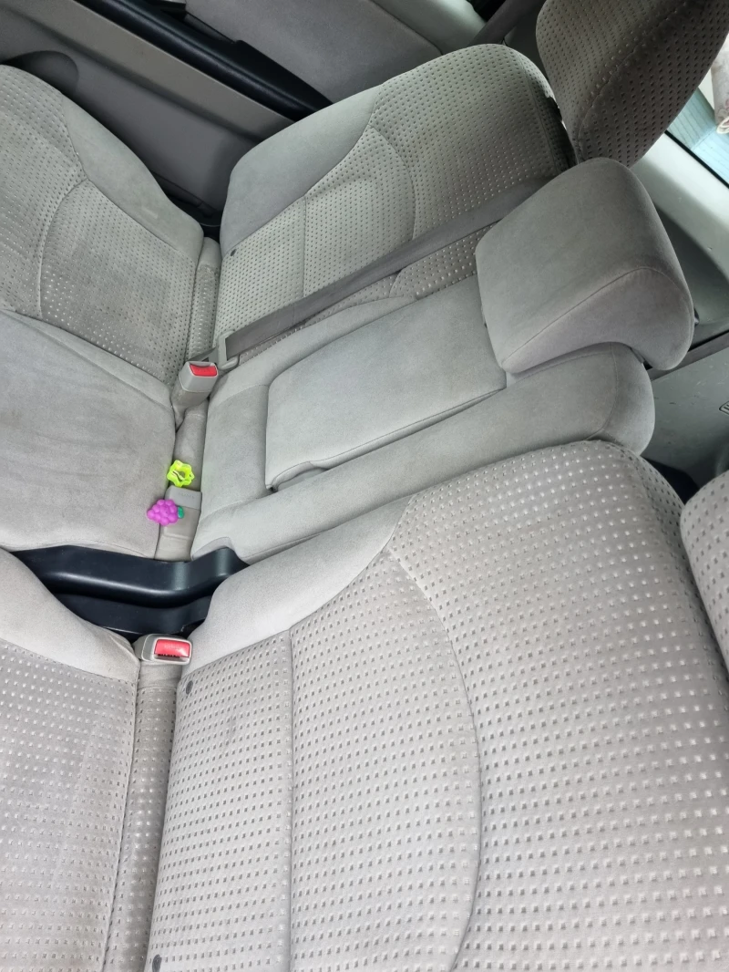 Mitsubishi Grandis 2.4 gas/automatic , снимка 11 - Автомобили и джипове - 52690849