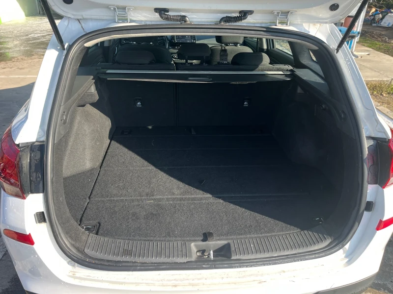 Hyundai I30, снимка 5 - Автомобили и джипове - 53165035