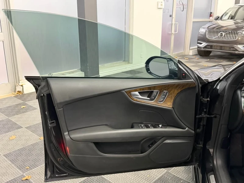 Audi A7 BOSE * * PANO * * CARFAX * * АВТОКРЕДИТ * * , снимка 8 - Автомобили и джипове - 53186154