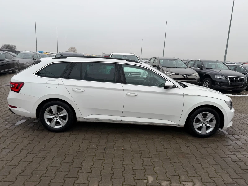 Skoda Superb 1.6TDI AVTOMAT/NAVI EURO 6, снимка 5 - Автомобили и джипове - 53203752