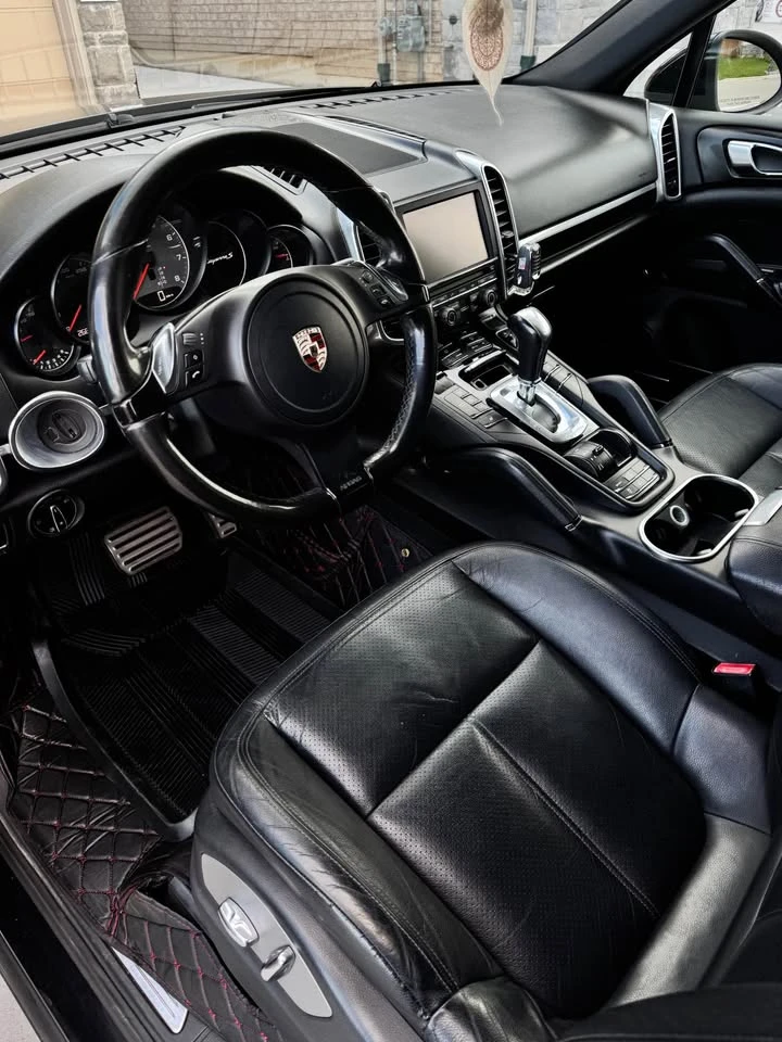 Porsche Carrera S* CARFAX* АВТОФИНАНСИРАНЕ* БЕЗ ПЪРВОНАЧАЛНА ВНОСК, снимка 8 - Автомобили и джипове - 52952260