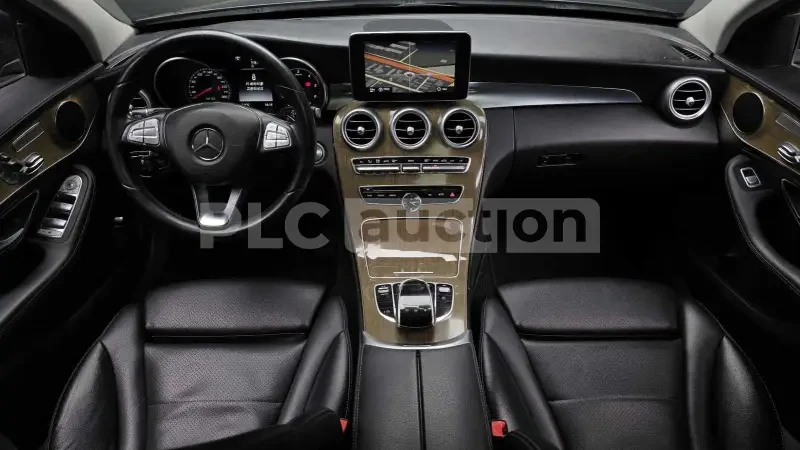 Mercedes-Benz C 220 Mercedes Benz C-Class , 2015, снимка 14 - Автомобили и джипове - 54086170