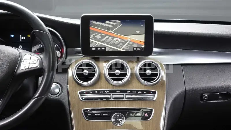 Mercedes-Benz C 220 Mercedes Benz C-Class , 2015, снимка 12 - Автомобили и джипове - 54086170