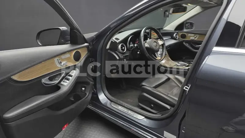 Mercedes-Benz C 220 Mercedes Benz C-Class , 2015, снимка 8 - Автомобили и джипове - 54086170