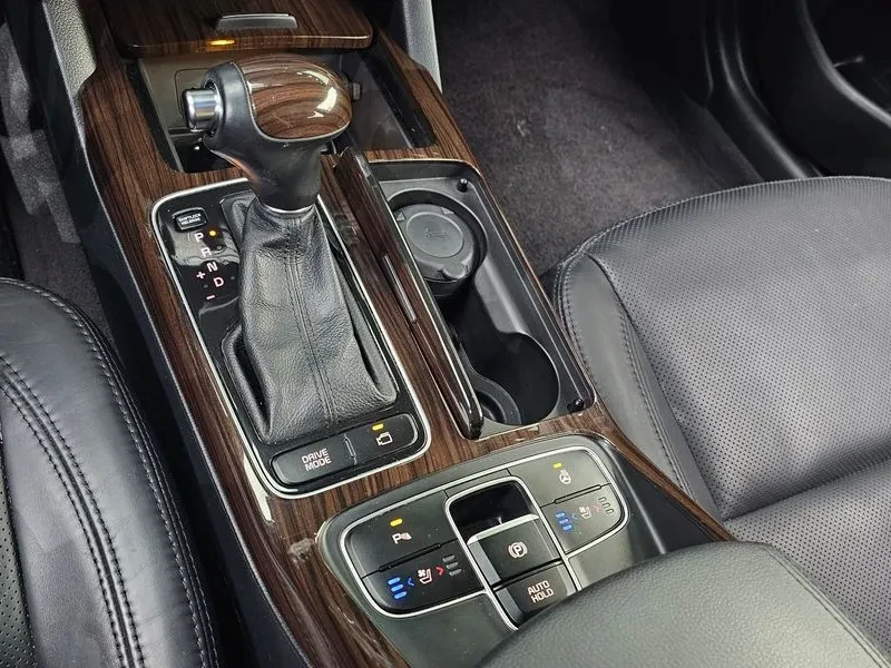 Kia K7 3.0 GDI PRESTIGE, снимка 9 - Автомобили и джипове - 55027027