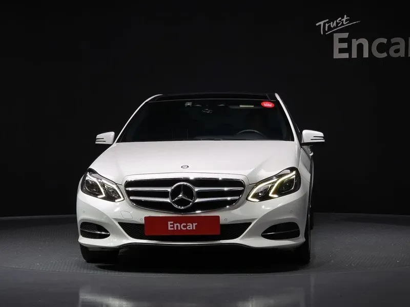 Mercedes-Benz E 250 Cdi 4Matic, снимка 3 - Автомобили и джипове - 55750216