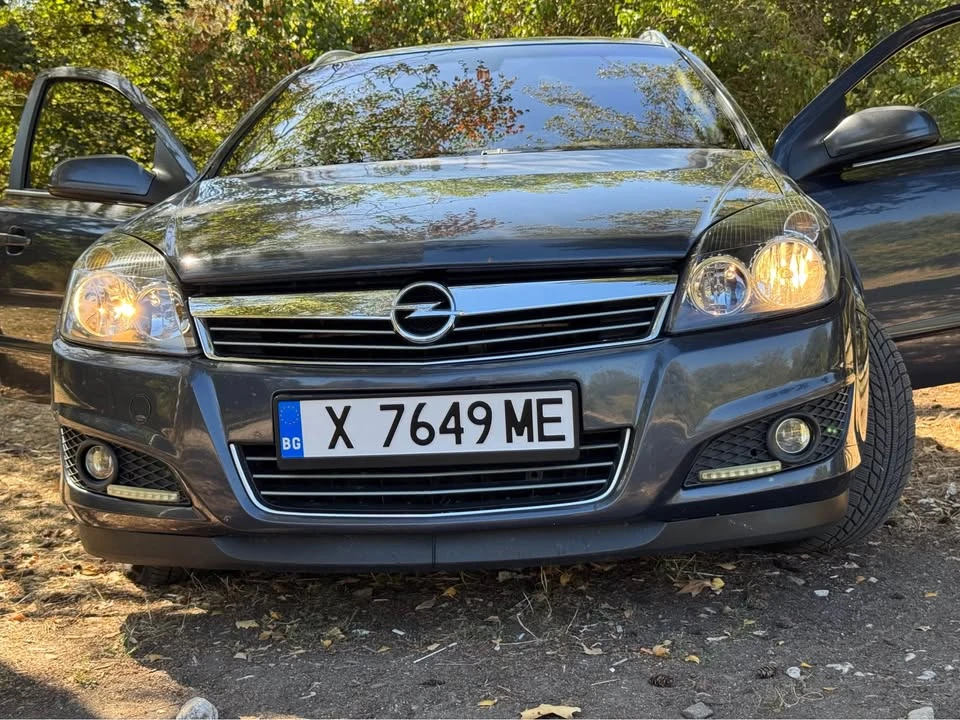 Opel Astra, снимка 1