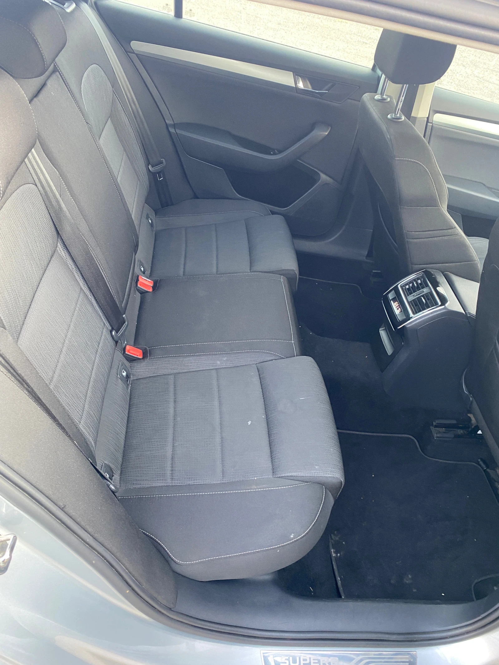 Skoda Superb 1.4тси | Mobile.bg — изображение 12