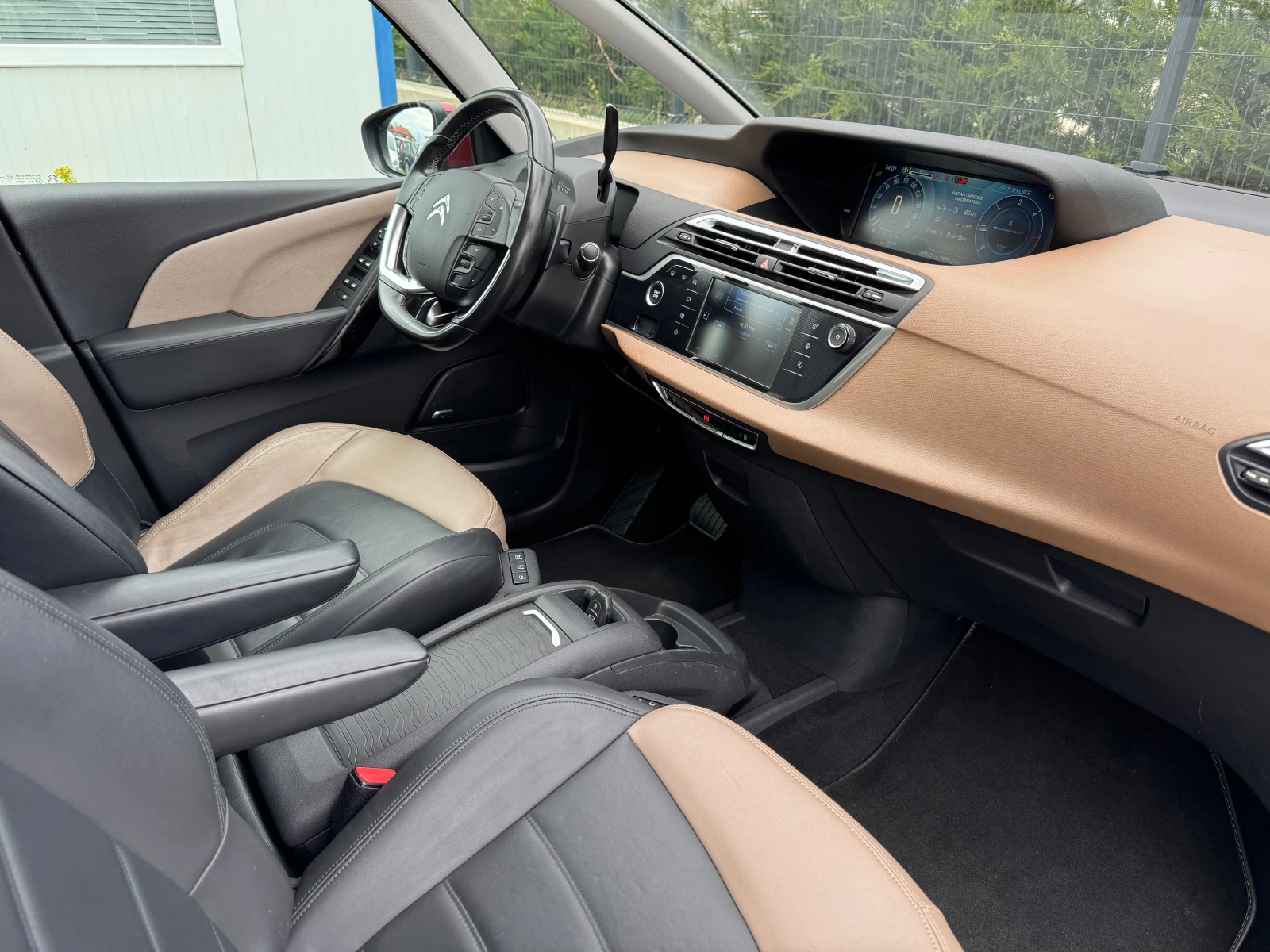Citroen Grand C4 Picasso 2.0 Blue-HDi Exclusive 🇫🇷 - изображение 9