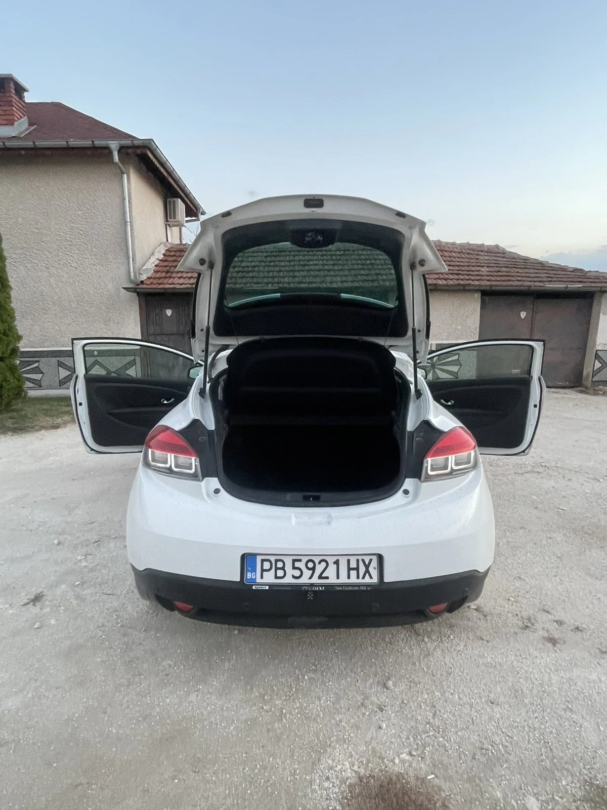 Renault Megane  - изображение 6