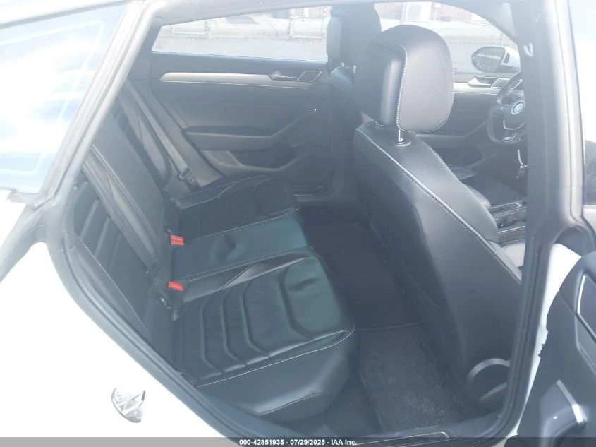 VW Arteon 2.0T SEL R-LINE - изображение 9