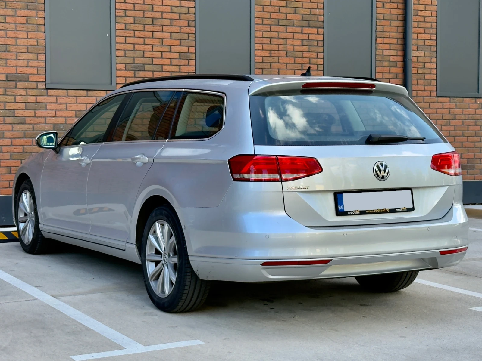 VW Passat 1.6 TDI - изображение 7