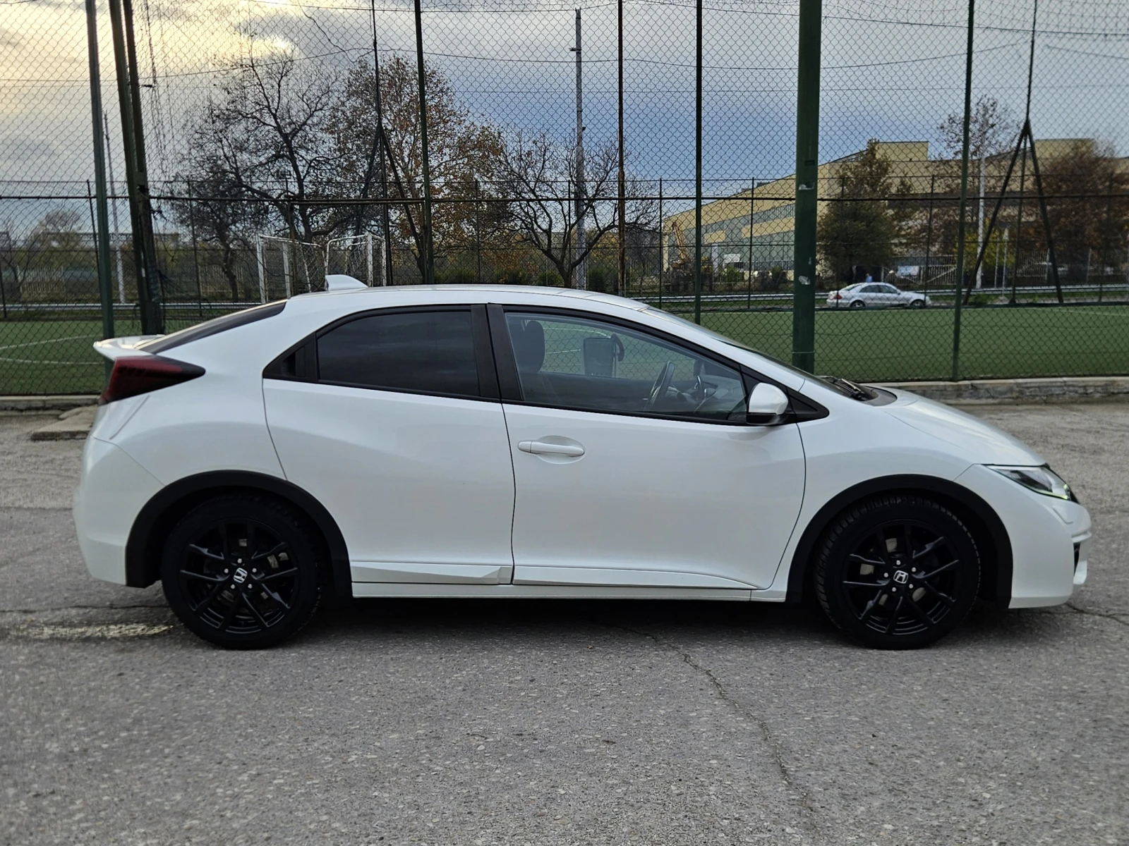 Honda Civic 1.8i-VTEC Facelift Black Edition | Mobile.bg   4