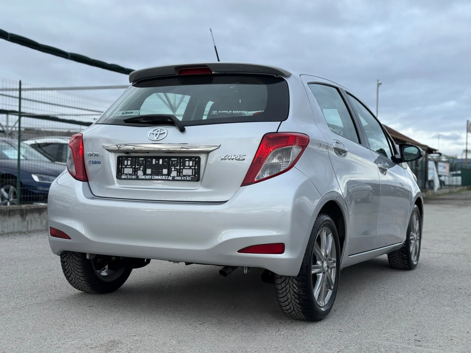 Toyota Yaris 1.3i-152.000km-NEW-FULL-NAVI-KAMERA-TOP-TOP-TOP - изображение 6