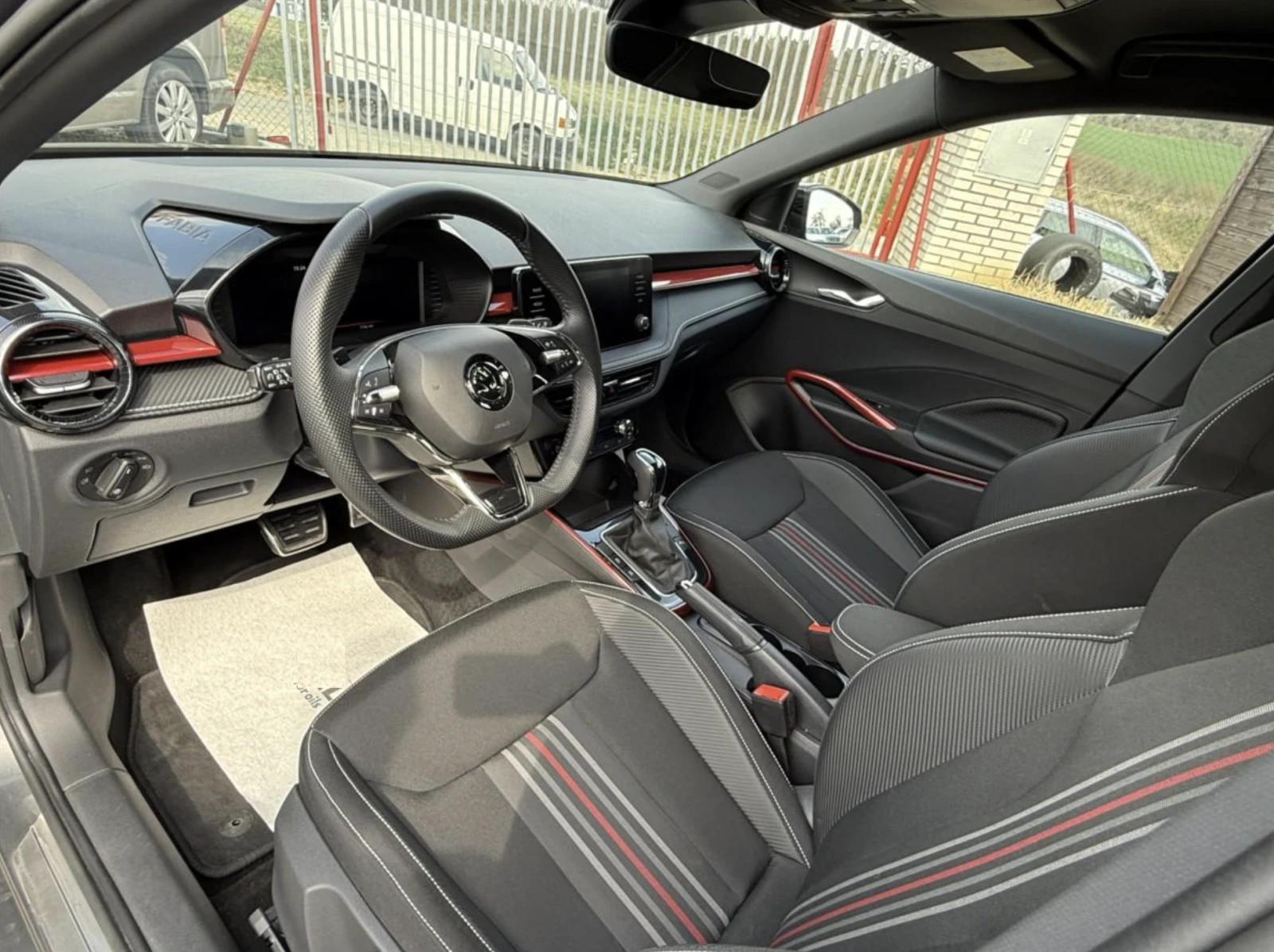 Skoda Fabia Monte Carlo DSG/Камера/Дигитално - изображение 6