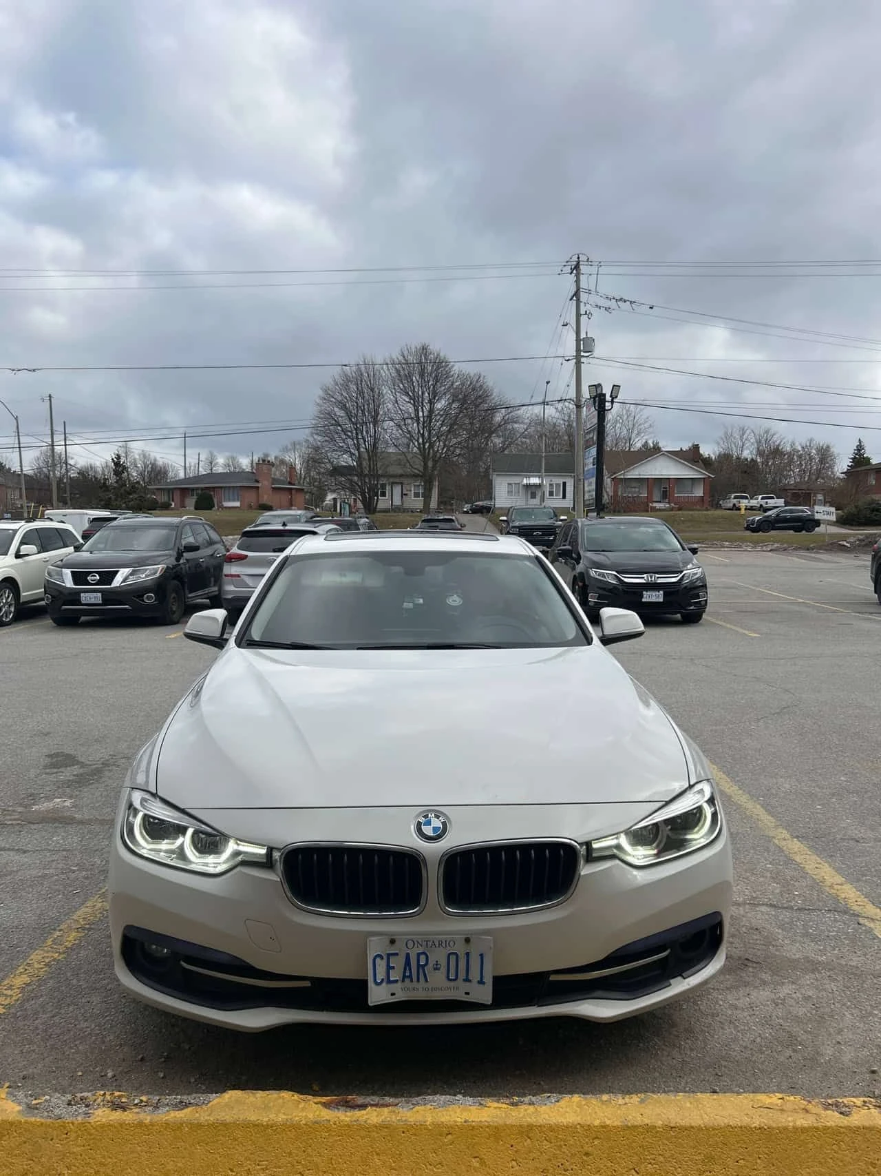 BMW 320 * xDrive * CARFAX * ПАНОРАМА * KEYLESS * ПОДГРЕВИ, снимка 6 - Автомобили и джипове - 53821551