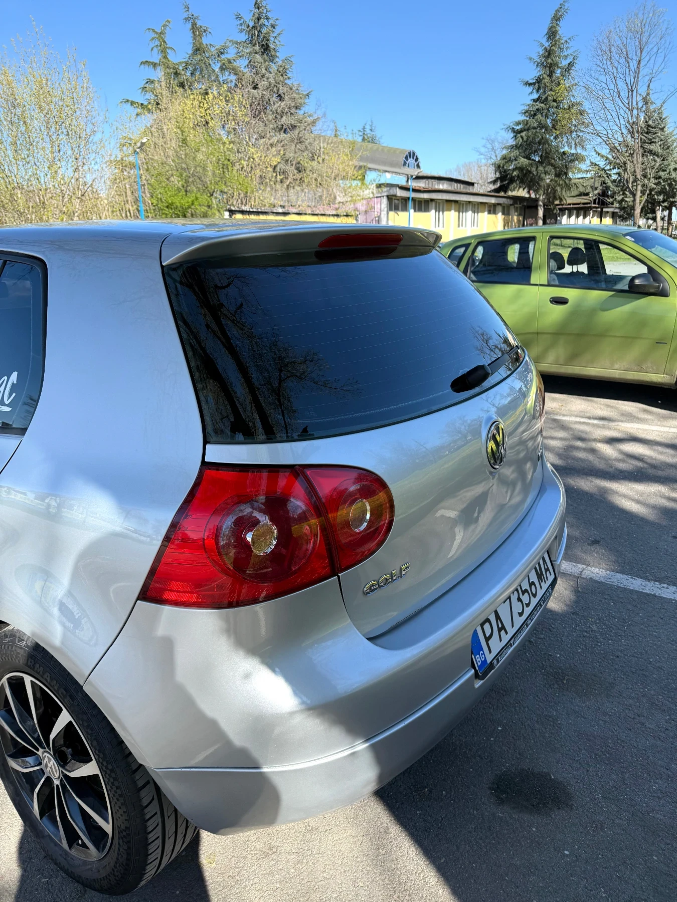 VW Golf MK5 1.9TDI, снимка 17 - Автомобили и джипове - 54120594