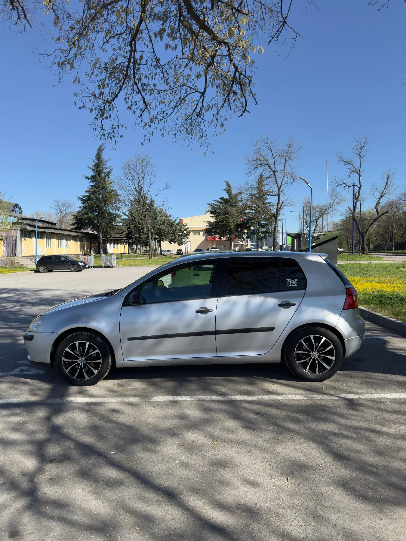 VW Golf MK5 1.9TDI, снимка 5 - Автомобили и джипове - 54120594