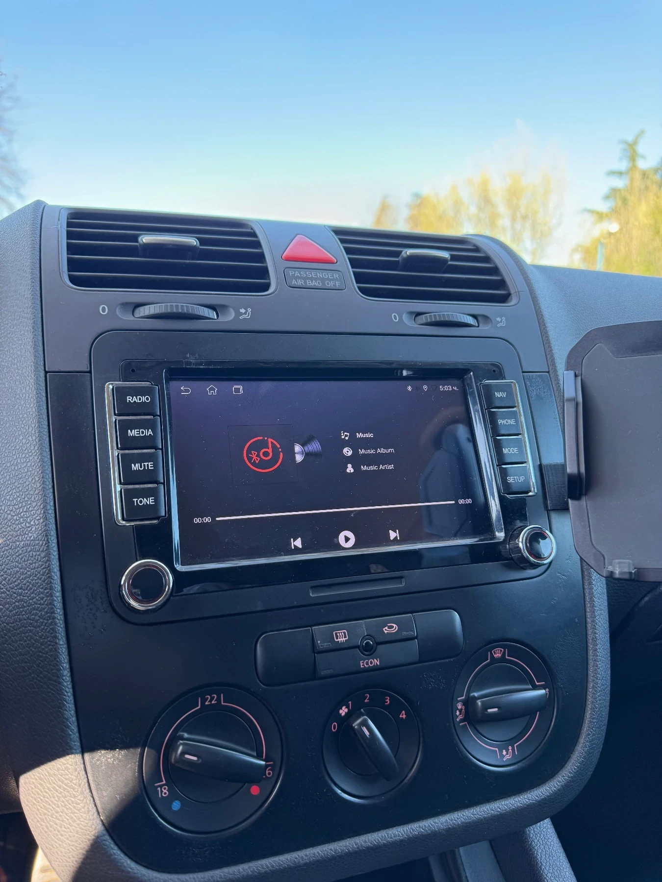 VW Golf MK5 1.9TDI, снимка 15 - Автомобили и джипове - 54120594