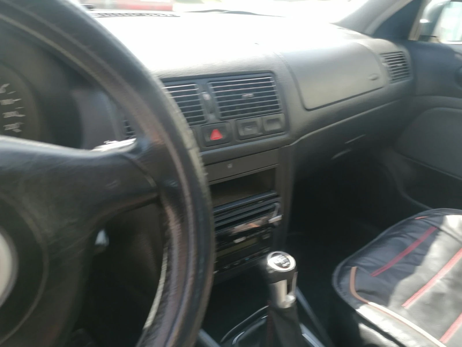 VW Golf TDI 110 к.с., снимка 8 - Автомобили и джипове - 54233828