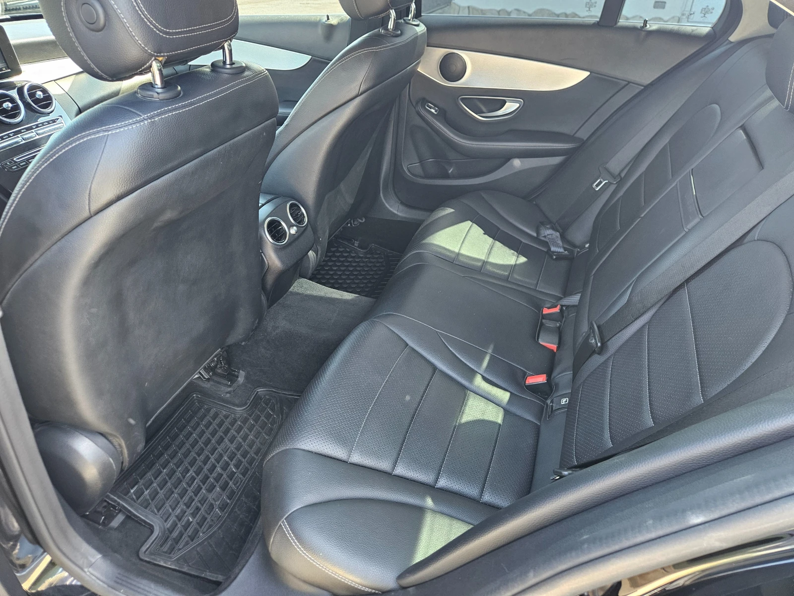 Mercedes-Benz C 180 CDI  133000KM !!!!!!!!, снимка 10 - Автомобили и джипове - 54256792