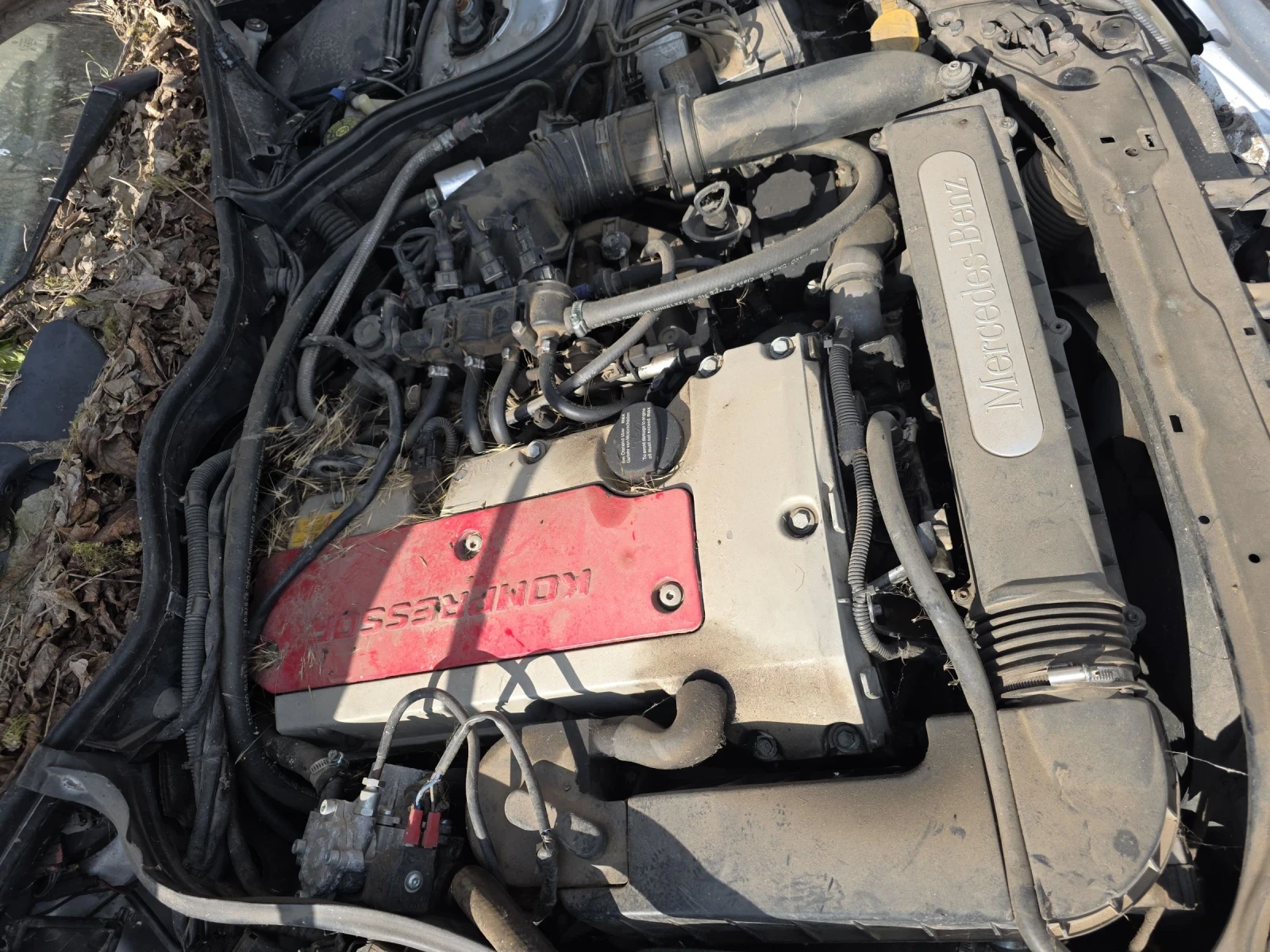 Mercedes-Benz C 200 Kompesor, снимка 12 - Автомобили и джипове - 54357939