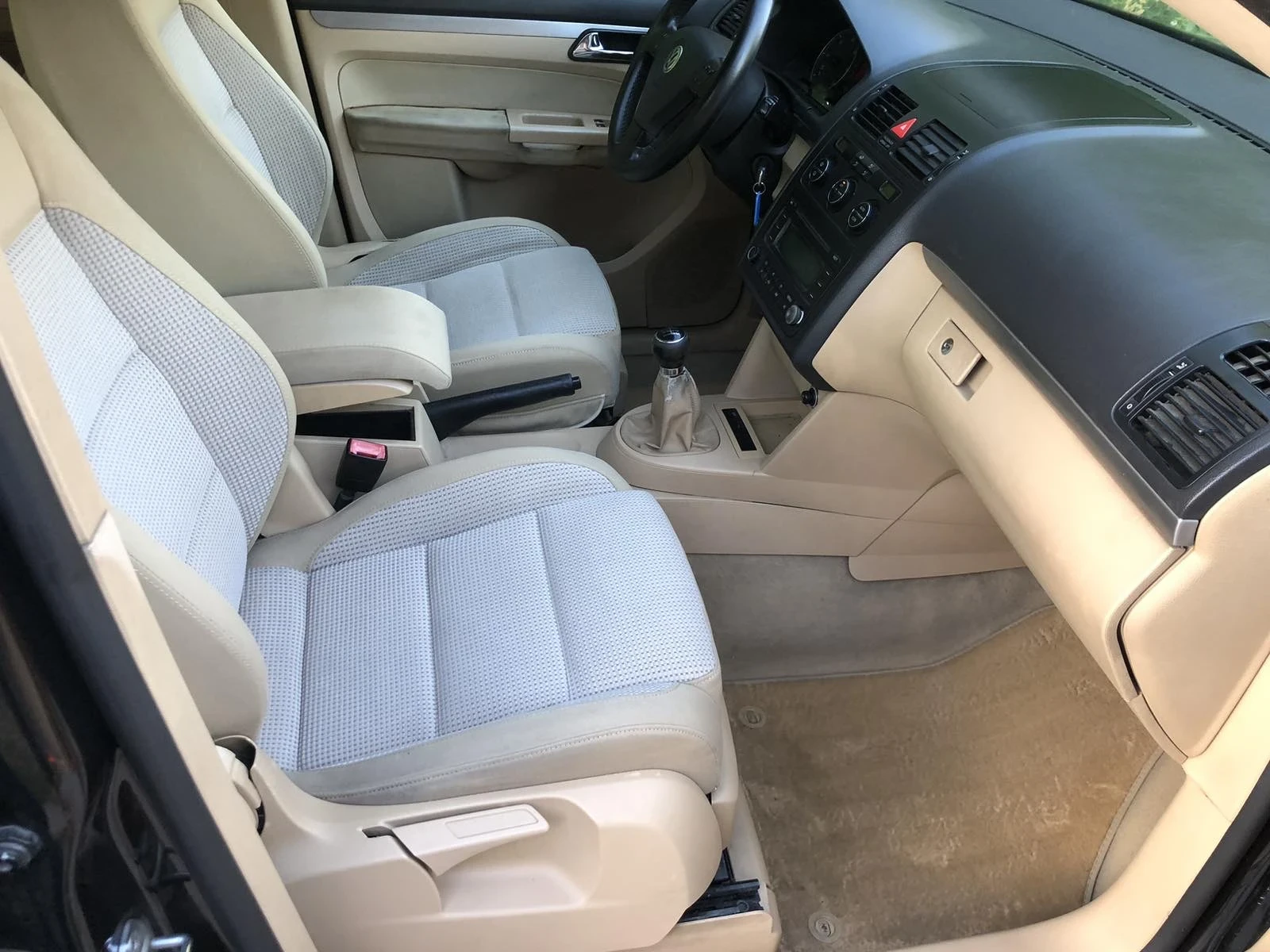 VW Touran Нов внос ИТАЛИЯ , снимка 11 - Автомобили и джипове - 54715893