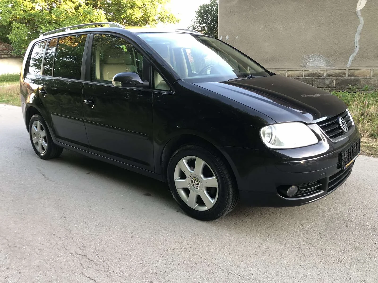 VW Touran Нов внос ИТАЛИЯ , снимка 6 - Автомобили и джипове - 54715893