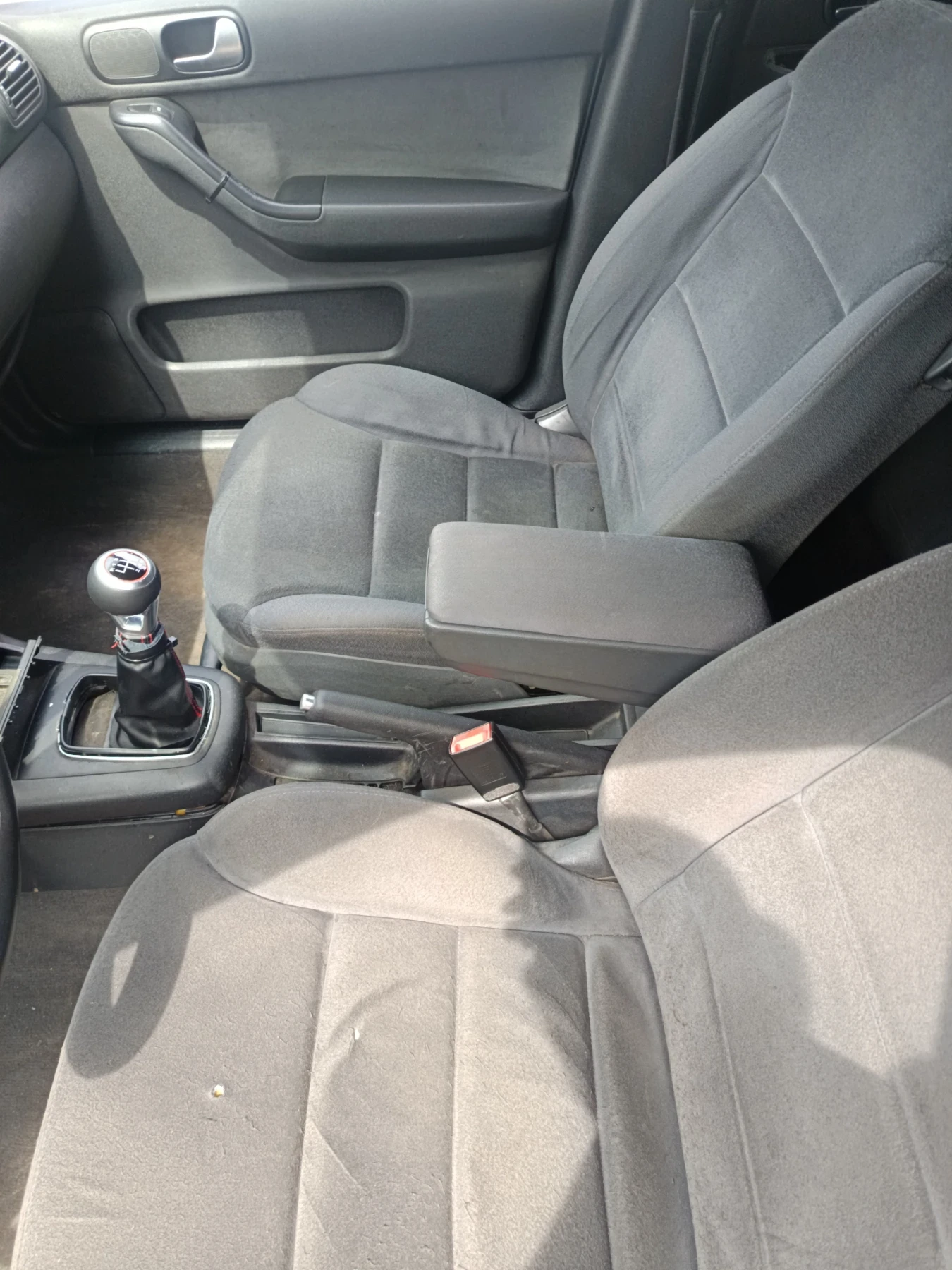 Audi A3 1.9 TDI 131+ коня 4х4, снимка 8 - Автомобили и джипове - 54722911