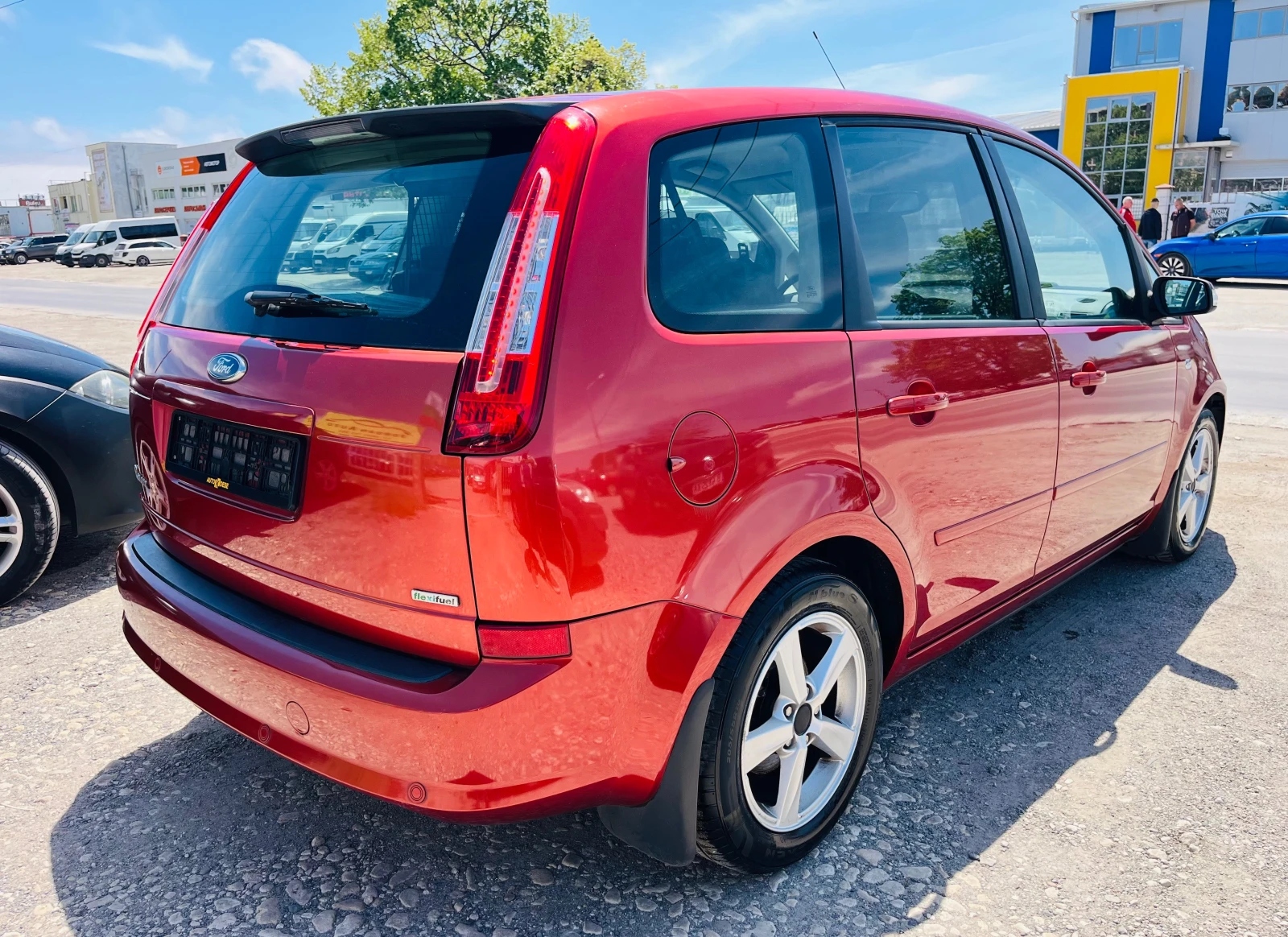 Ford C-max 1.8i Ghia | Mobile.bg � ����������� 4