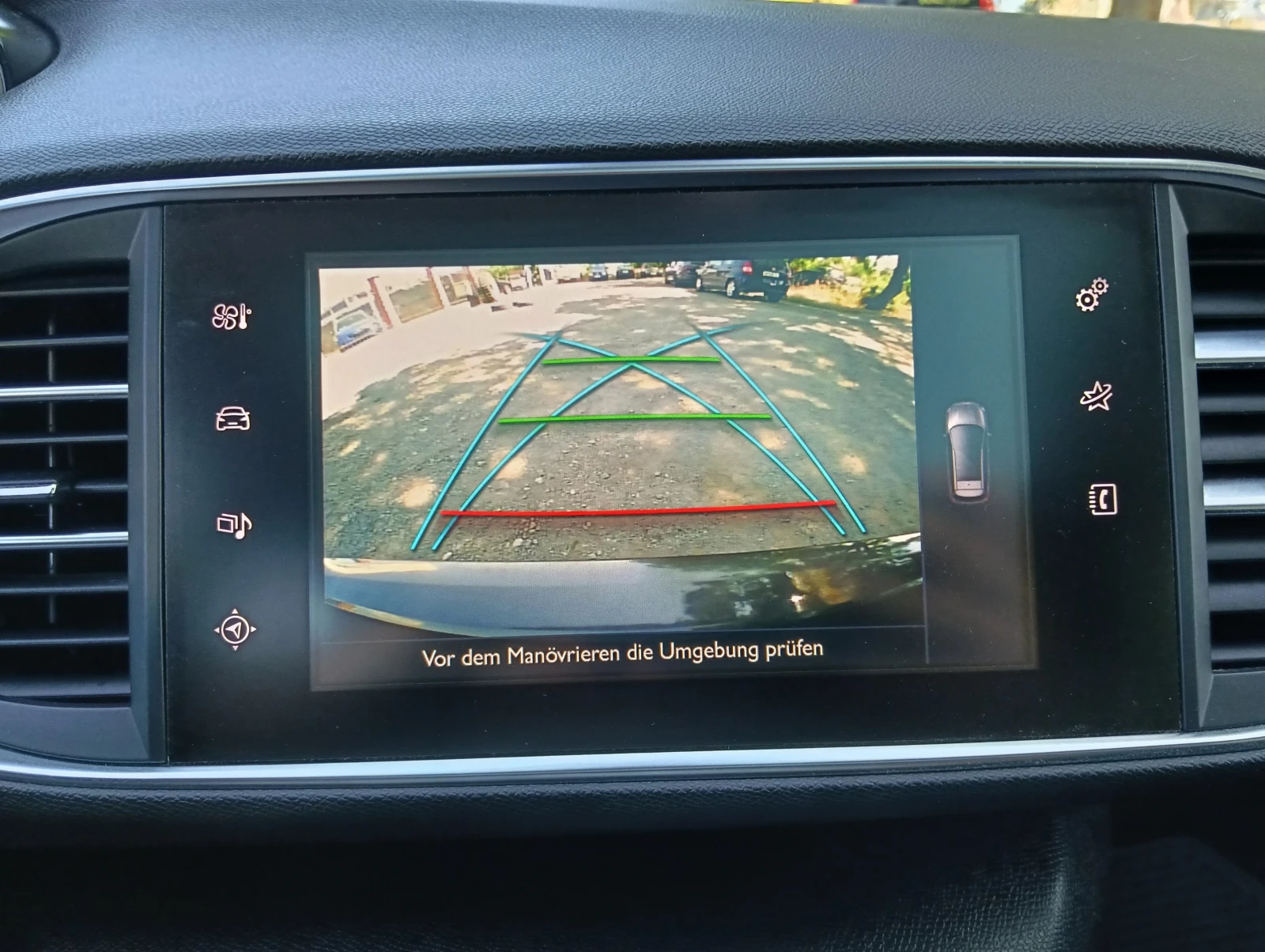 Peugeot 308 SW 1.6 HDI, снимка 14 - Автомобили и джипове - 55013971