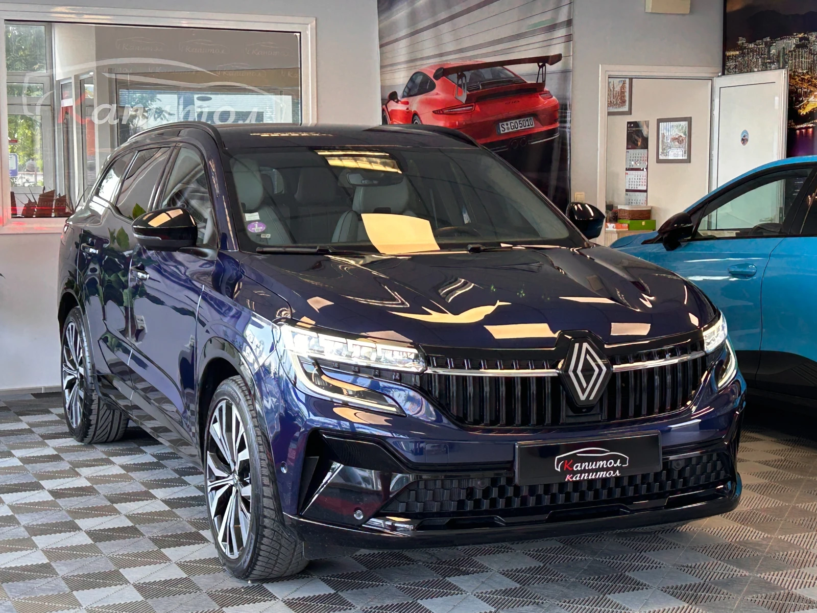 Renault Espace ICONIC E-TECH FULL HYBRID 200, снимка 3 - Автомобили и джипове - 55051401