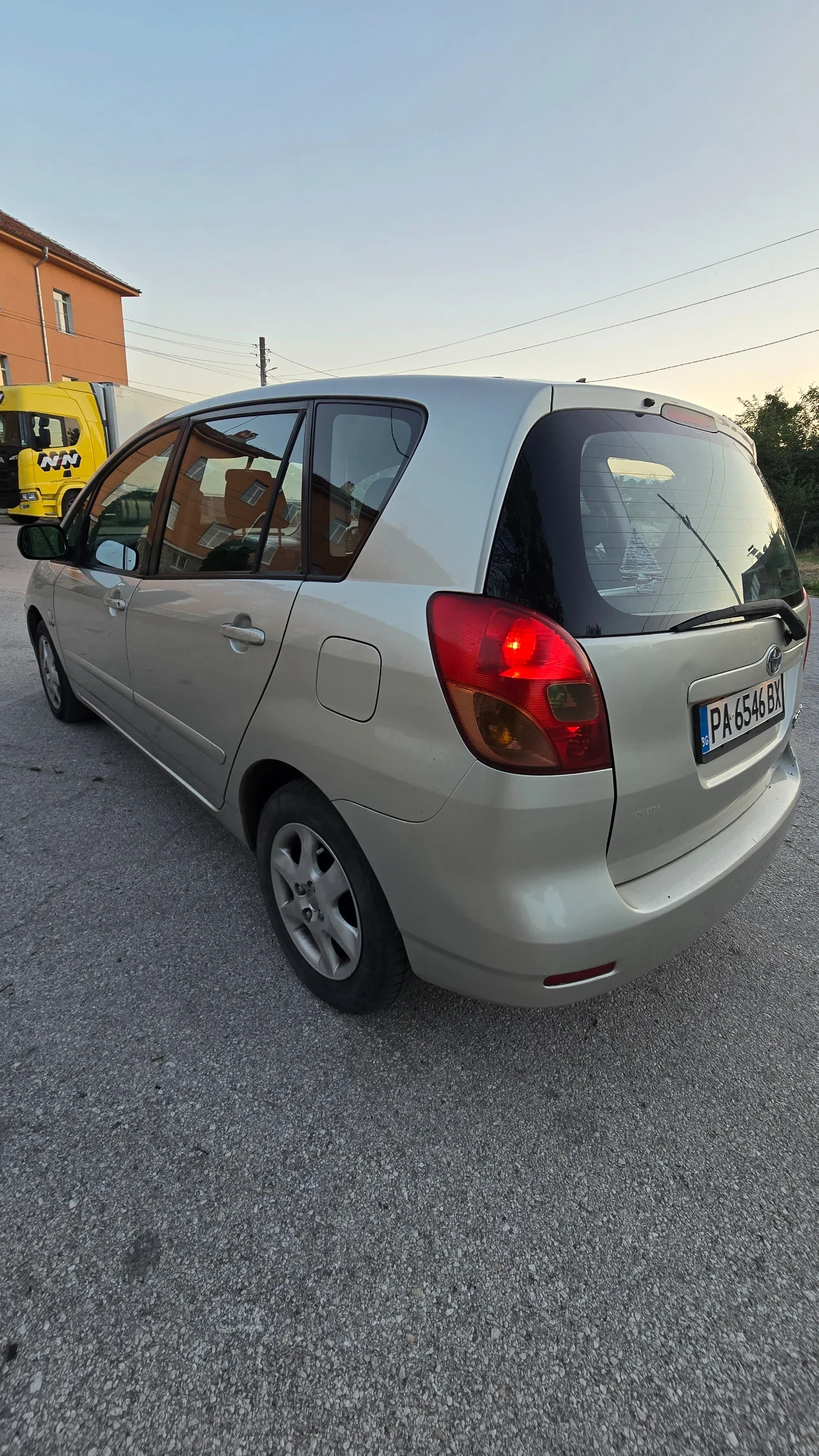 Toyota Corolla verso 1.8 VVT-i, 2002 �. | Mobile.bg � ����������� 3