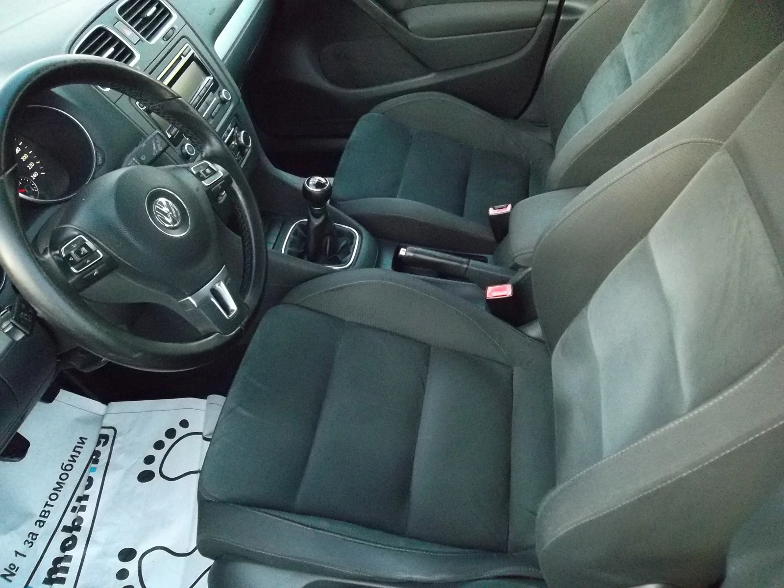 VW Golf 2.0TDI-140 к.с Highline, снимка 7 - Автомобили и джипове - 55470594
