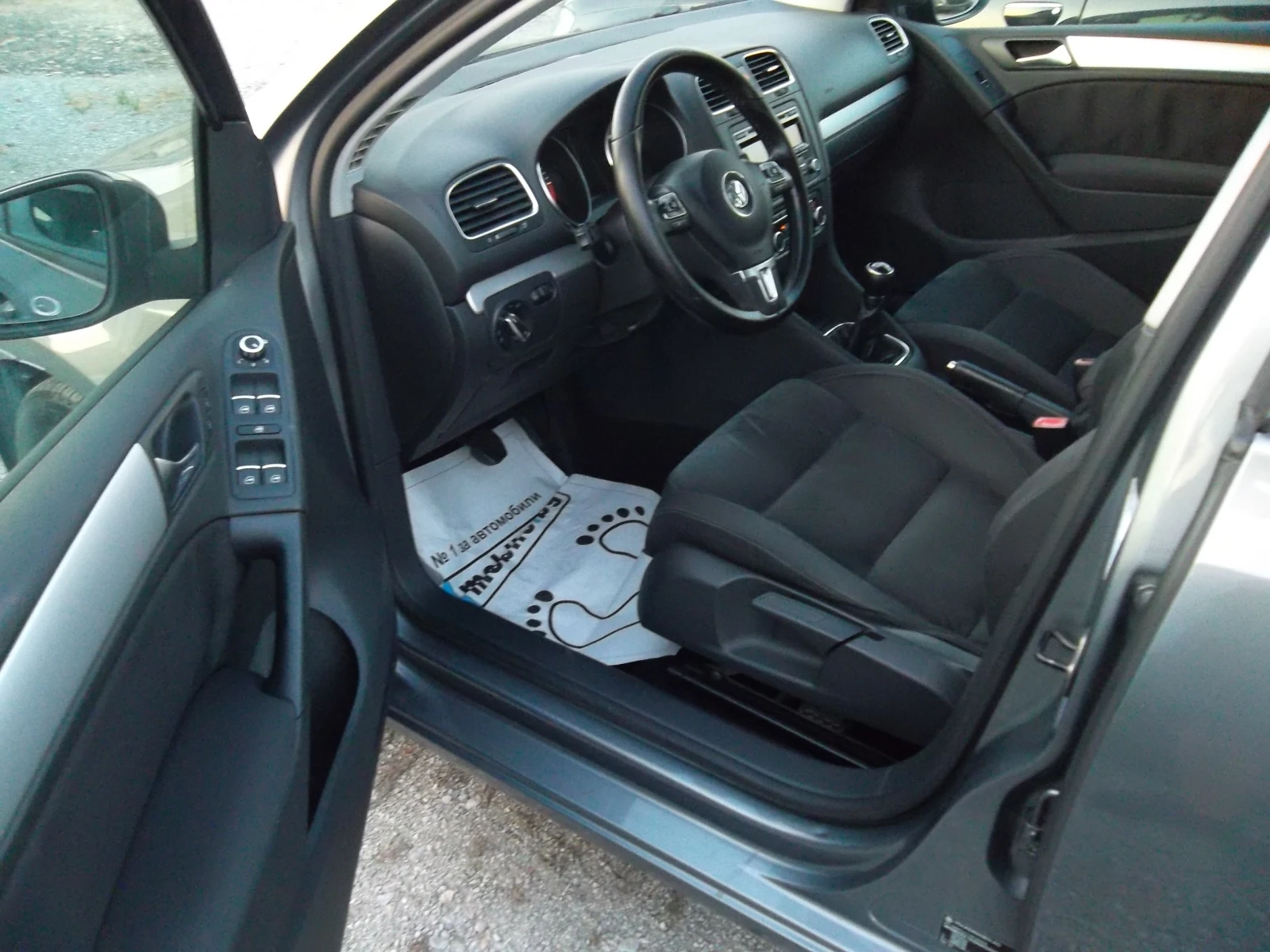VW Golf 2.0TDI-140 к.с Highline, снимка 13 - Автомобили и джипове - 55470594