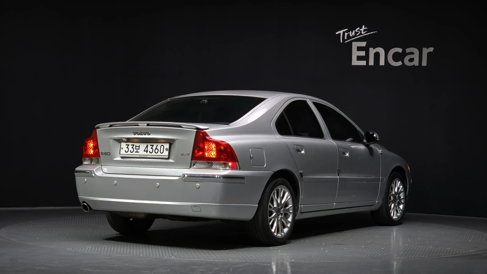 Volvo S60 2.5* ЛЮК* КРАЙНА ЦЕНА, снимка 2 - Автомобили и джипове - 55496253