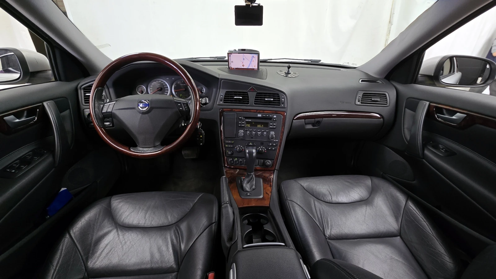 Volvo S60 2.5* ЛЮК* КРАЙНА ЦЕНА, снимка 7 - Автомобили и джипове - 55496253