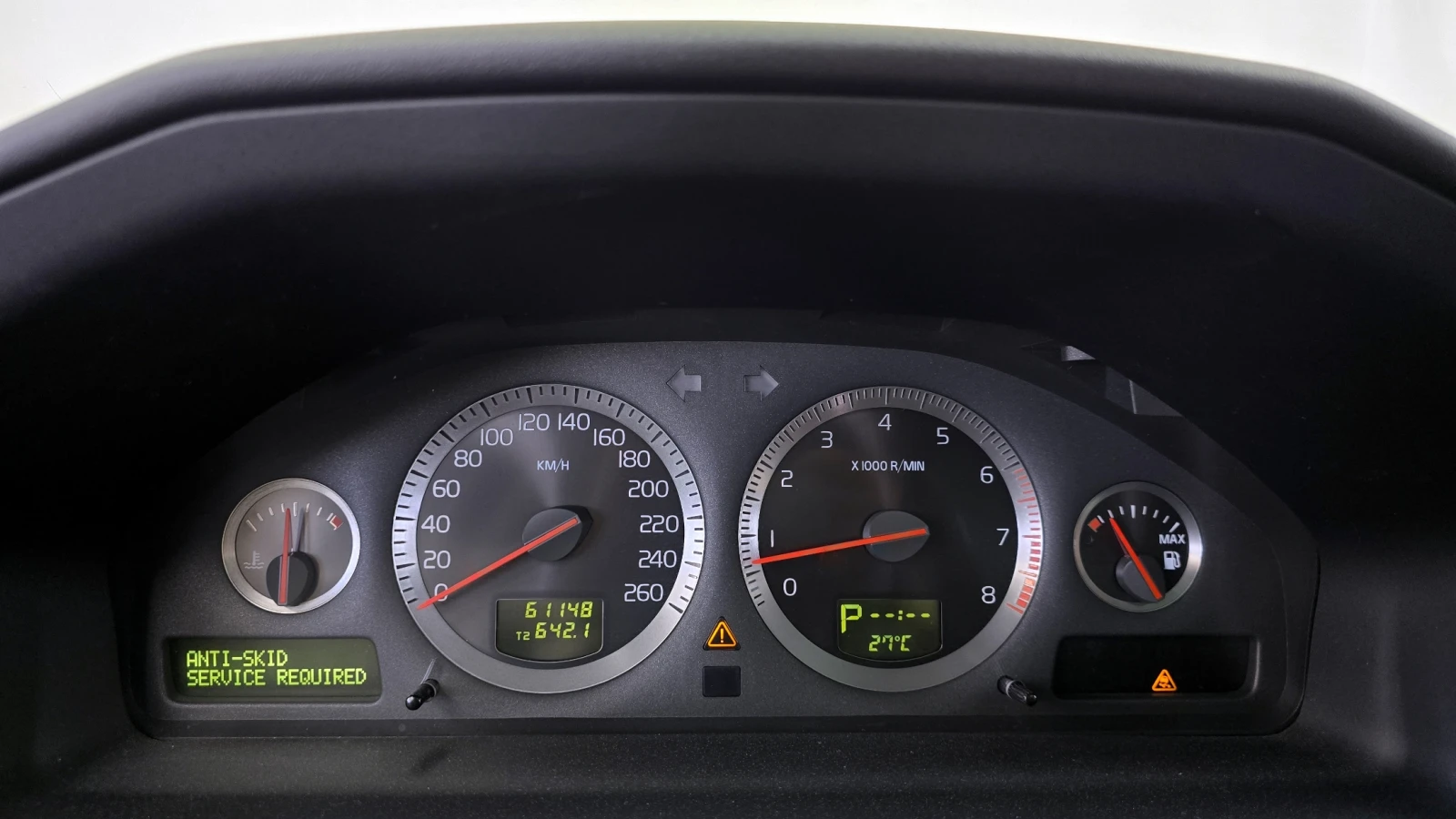 Volvo S60 2.5* ЛЮК* КРАЙНА ЦЕНА, снимка 8 - Автомобили и джипове - 55496253