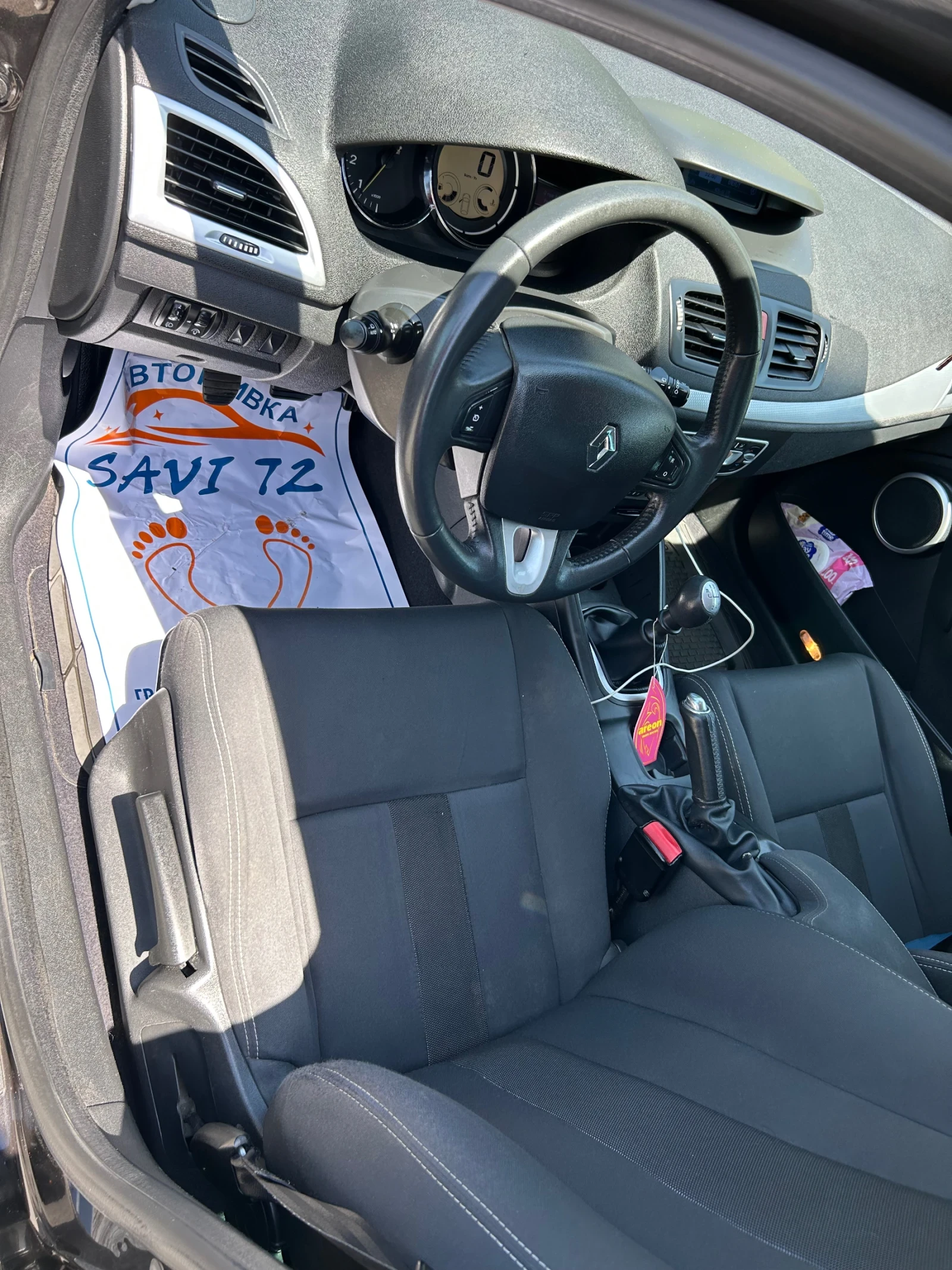 Renault Megane, снимка 10 - Автомобили и джипове - 55895785